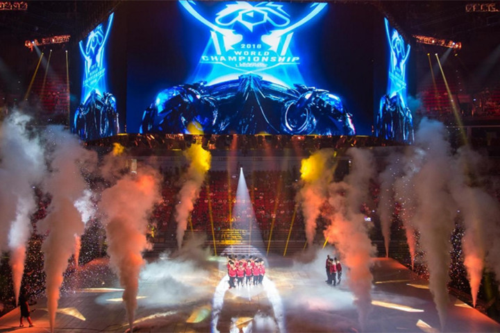 IM完成三级跳,携手EDG、RNG出征S6