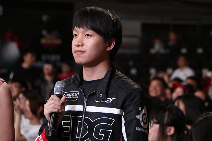 老大哥 or 骚话王?——2016赛季厂长赛后采访回顾
