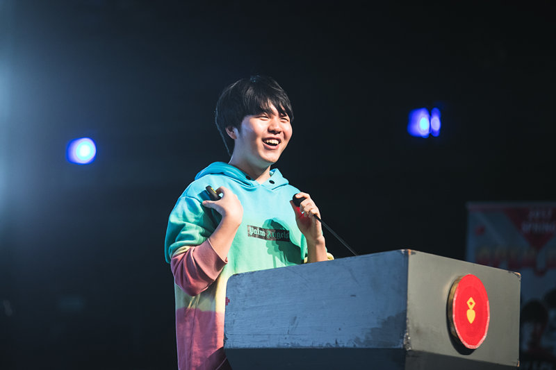 Rookie在上戏演讲后,韩国的粉丝怎么说