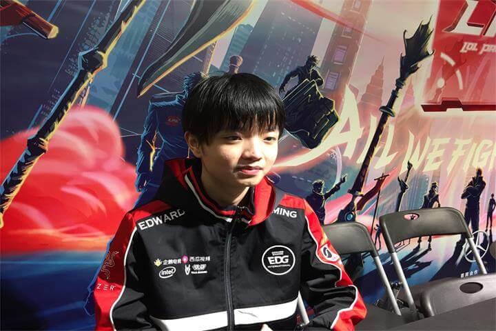 【春季赛速访】iBoy:“我算是一名成熟的AD了”