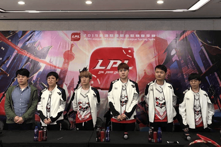 【JDG赛后群访】LvMao:(对RNG)狠不起来,我们不要被3:0就好了。