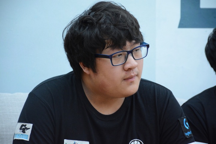 2016夏季赛ig赛后群访:线上优势的ig是很难输的