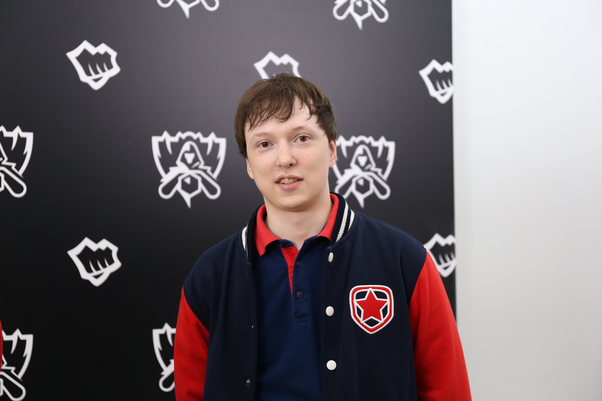 gambit战队赛后采访:你们可以好好期待一下我们明天的新战术